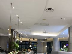 -必胜客(漕宝路店)