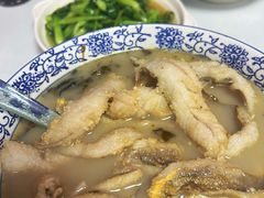 招牌黄鱼面-明呈黄鱼面馆(斜土路店)
