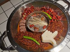 -贤合庄卤味火锅(时代广场店)