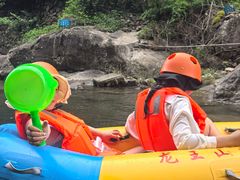 -安吉龙王山峡谷漂流