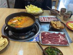 -钱摊摊安顺夺夺粉火锅(宏大广场店)