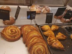 -Dough&Joe团憩(瑞虹天地月亮湾店)