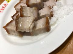 脆皮烧肉-澳门陈光记烧味饭店(郎家园店)
