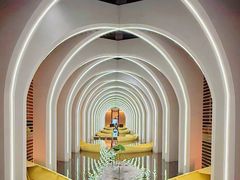 -涨巢·潮玩水疗局