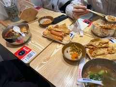 -魔都三兄弟酸辣粉·蘸卤炸串(虹桥万科店)