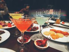 -荣誉国际酒店-云顶旋转餐厅