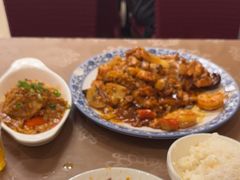 -金牌餐厅·天津菜·八珍豆腐·老爆三(瓷房子店)