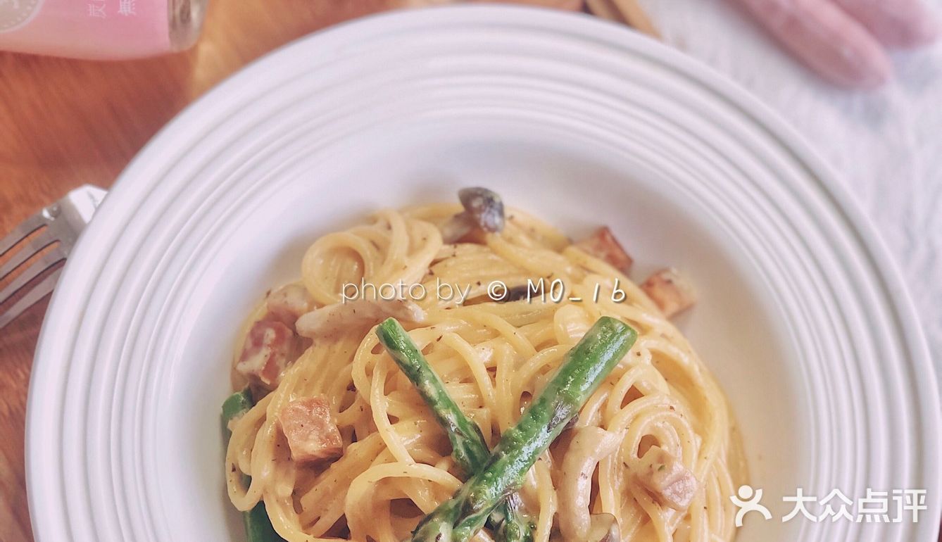 5/2 Saturday ｜ 芦笋午餐肉蛋黄奶酱意面🍝 