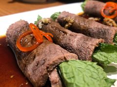 -云海肴·汽锅鸡·云南菜(天山百盛优客店)