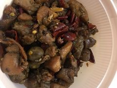 -鑫记婆婆兔·成都特产·兔头手撕兔(太古里店)
