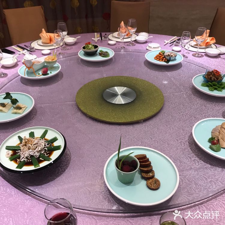 应曾经一起共事的朋友之邀