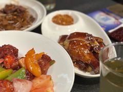 -蝴蝶里·粤菜·点心(滨江龙湖店)