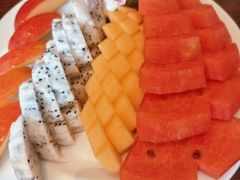 -Chom Cafe and Restaurant