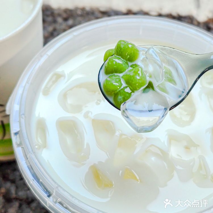 等了一年！我爱的龙井青团奶茶又回来了！