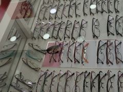 -罗创丹阳眼镜(童卫路店)