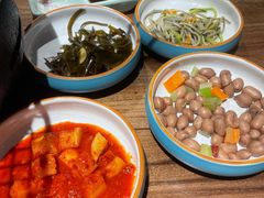 -明洞阿姨·韩式酱蟹烤肉·创意料理(三元桥店)