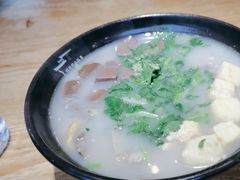-金原鸭血粉丝汤·汤包·脆皮烤鸭(南京博物院店)