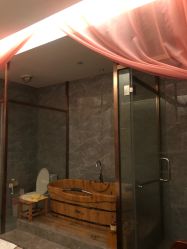 -苑苑vbeauty科技美容SPA