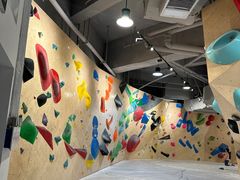 -ROCKPLUS攀岩馆(环宇城店)