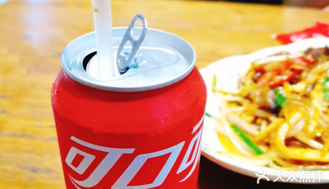 龙虾配可口可乐，这才是夏天该有的味道