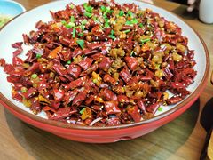 -有红鸡毛店·川菜(建设路店)