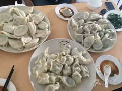 -乡府肉丁水饺(环山路店)