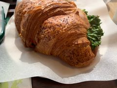 蛋香鸡肉可颂-星巴克臻选(湖滨道店)