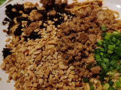 -贰拾捌味·宜宾燃面(春熙路旗舰店)