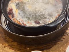 -濠轩阁特色生蚝火锅(水湾路店)