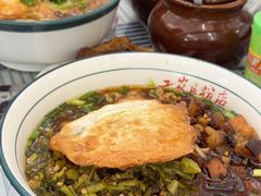 腊肉粉-头卡子工农兵粉店(黄兴北路店)