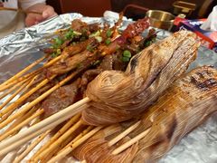 -何师烧烤Pro ·江湖川菜·小龙虾·精酿(太古里旗舰店)