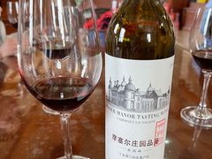 -龙谕酒庄