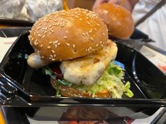 -The Habit Burger Grill 哈比特汉堡(复兴soho店)