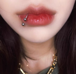 -AI艾耳·专业手工耳洞·穿孔美学馆