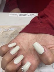 -莉娜美睫·穿戴甲