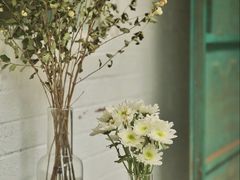 -彳亍咖啡·这里(水湾路店)