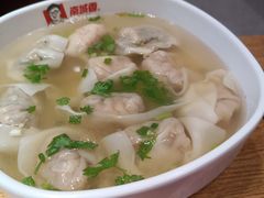 -南城香·饭香串香馄饨香(青年路店)