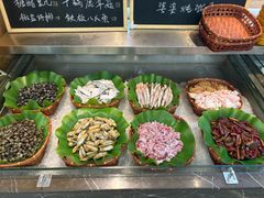 -老太婆饭店·头牌卤鸭·桐庐老味道(朝霞店)