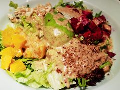 牛油果蔬沙拉-京味斋·烤鸭·北京菜(安贞店)
