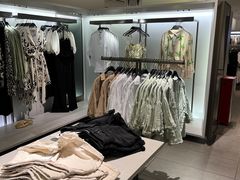 -ZARA(凯德乐峰广场店)