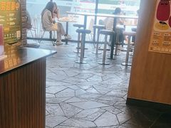 -麦当劳(国家体育场南路店)