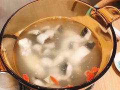 山泉水煮活鳗鱼-莆田餐厅PUTIEN(万象天地店)