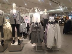 -H&M(华润万象城店)