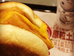 -麦当劳(展览路店)