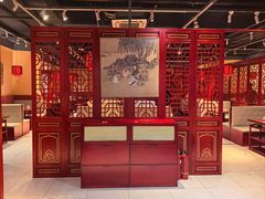 -鸿通城购物中心