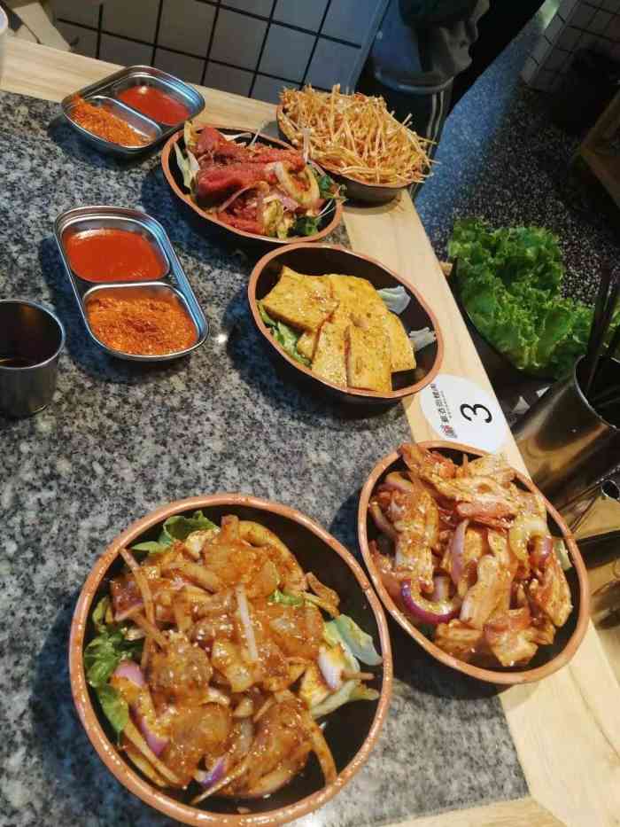 湘酒鸣烤肉(万象天幕广场店)-"「湘酒鸣烤肉(万象天幕广场店)」 [服..