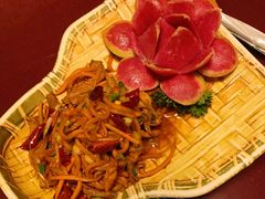 酸萝卜炒牦牛肉-吉祥圣雪藏餐