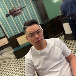 -海文先生国潮烫染男士理发馆