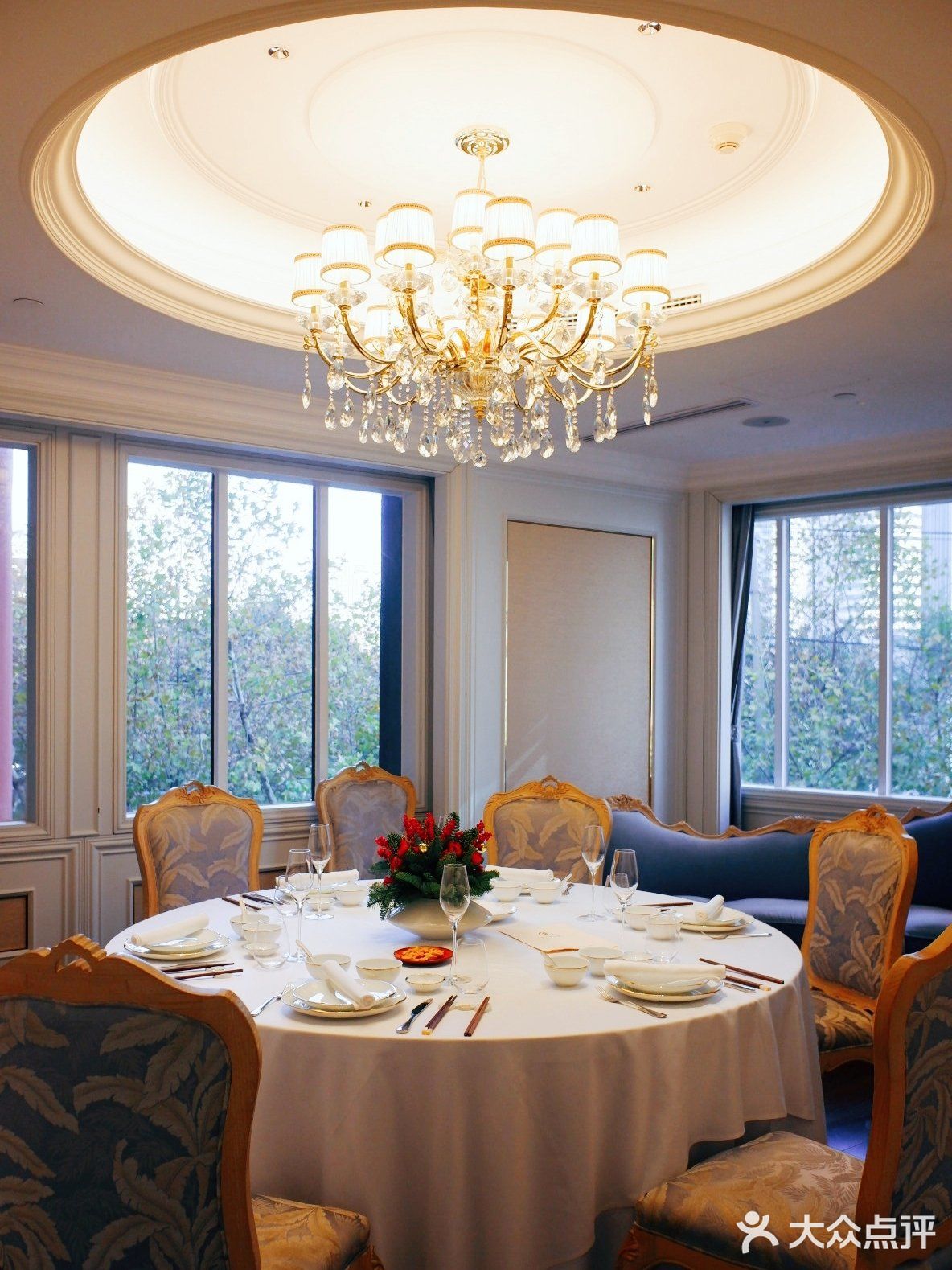 我宣布魔都海鲜自助服务天花板必属京彩臻品