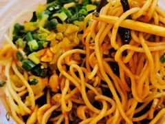 -八一路好吃街(雨田商务大厦店)